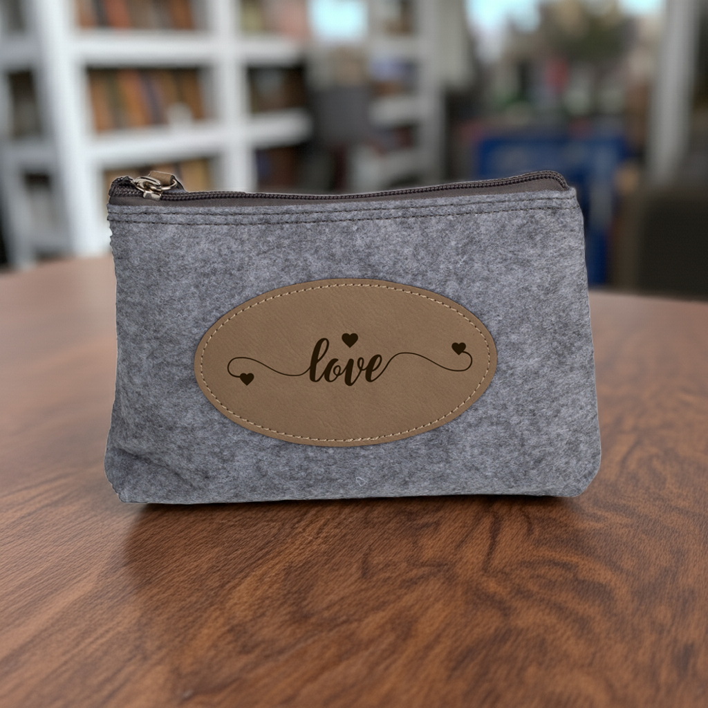 Flannel Travel Bag - Professional Artwork