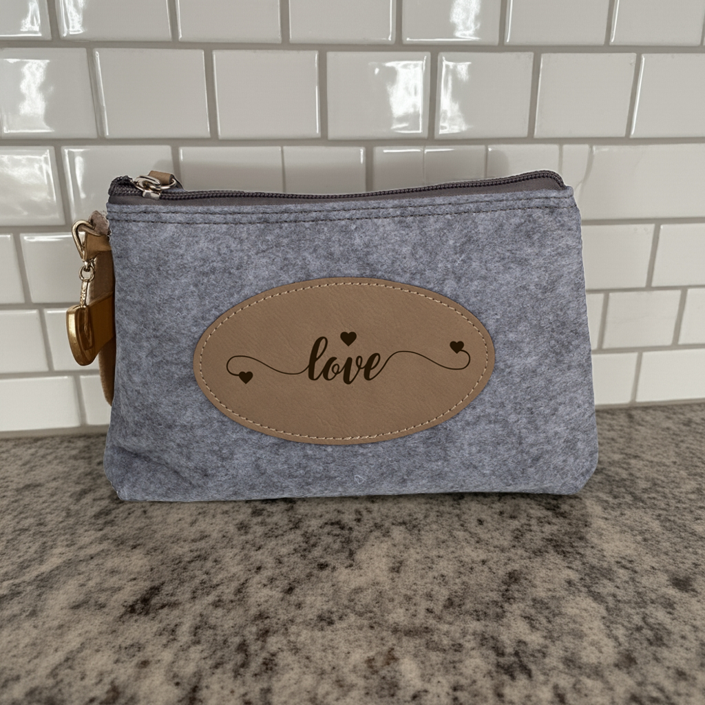 Flannel Travel Bag - Professional Artwork