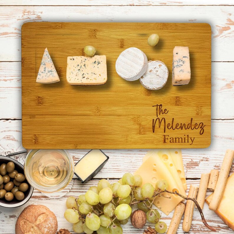 Personalized Cutting Board Gift, Wedding Gift, Charcuterie Board, Couple Gift, Anniversary Gift, Birthday Gift, 2 Sizes Available - Design 2