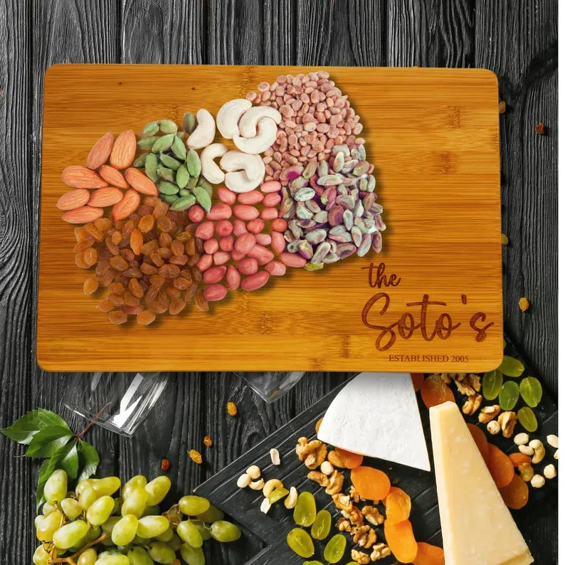 Personalized Cutting Board Gift, Wedding Gift, Charcuterie Board, Couple Gift, Anniversary Gift, Birthday Gift, 2 Sizes Available - Design 3